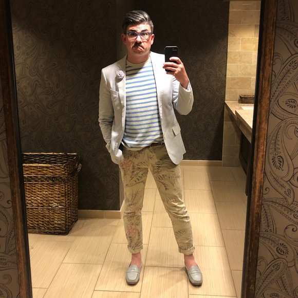 Meet your Posher, Aaron - Picture 6 of 6